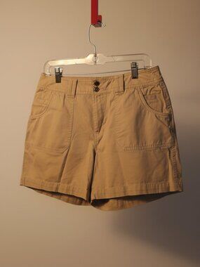 Dress Barn New, w/out tags, 5" Khaki Tan 6-Pocket Cotton Casual Shorts - Size 8